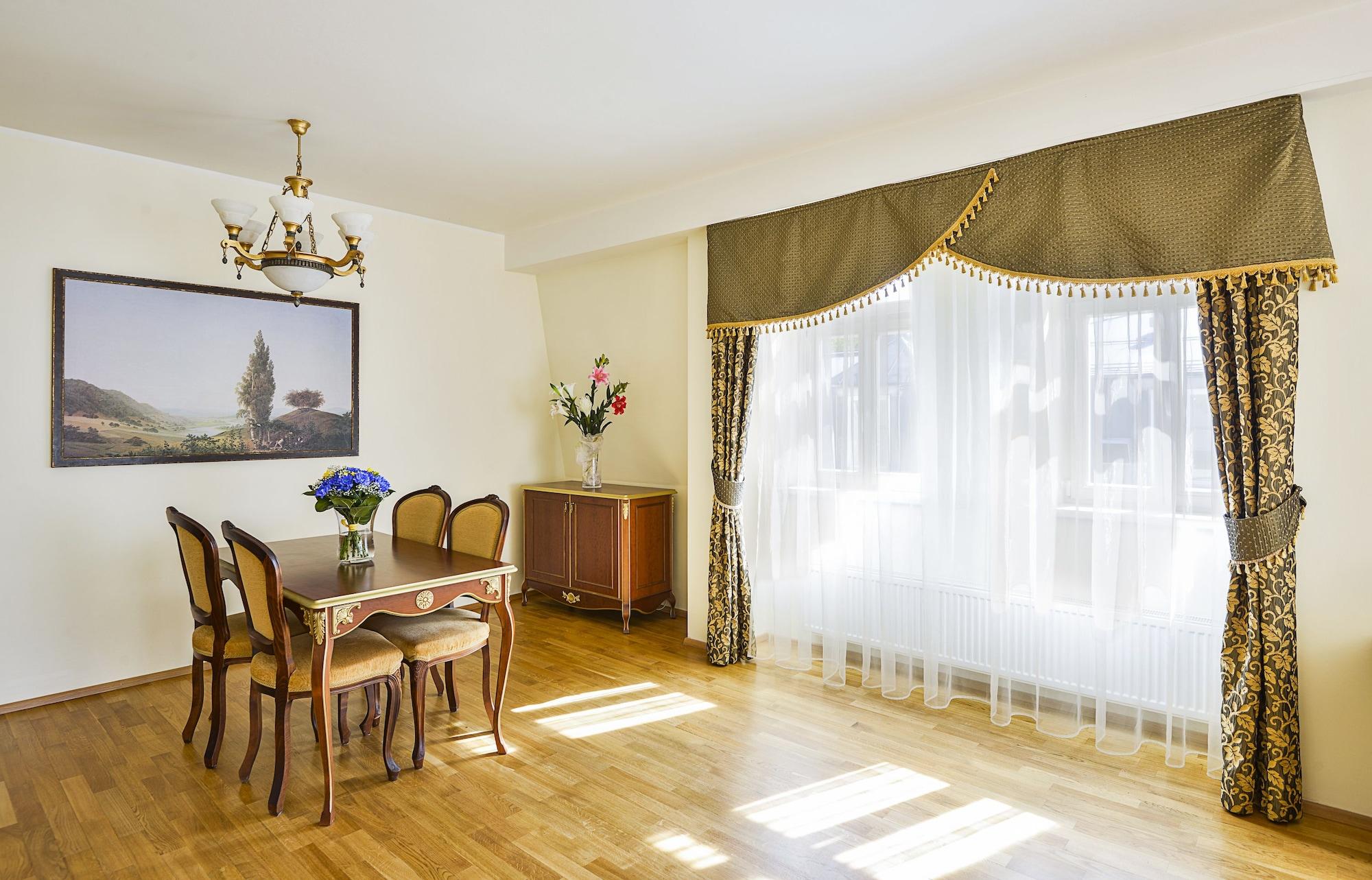 Residence Romanza Маріанські Лазні Екстер'єр фото