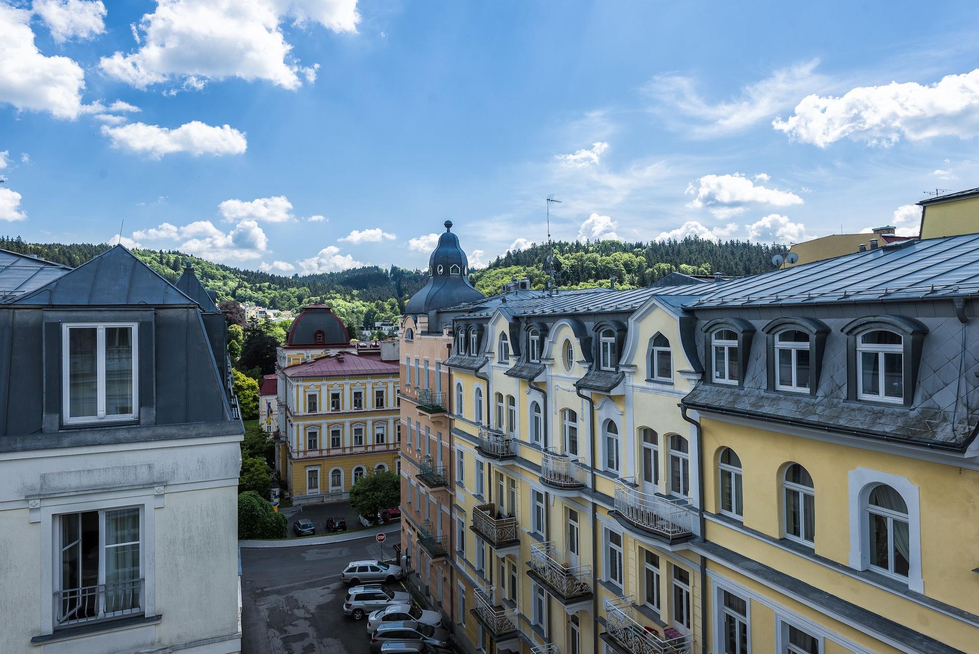 Residence Romanza Маріанські Лазні Екстер'єр фото