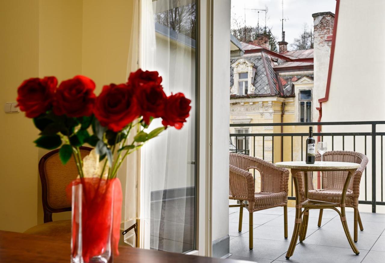 Residence Romanza Маріанські Лазні Екстер'єр фото