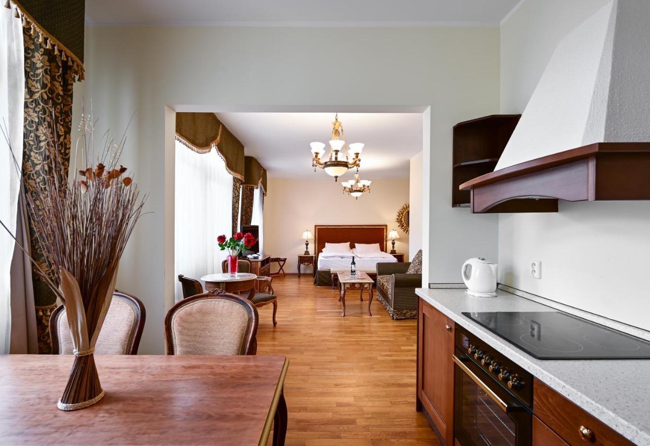 Residence Romanza Маріанські Лазні Екстер'єр фото