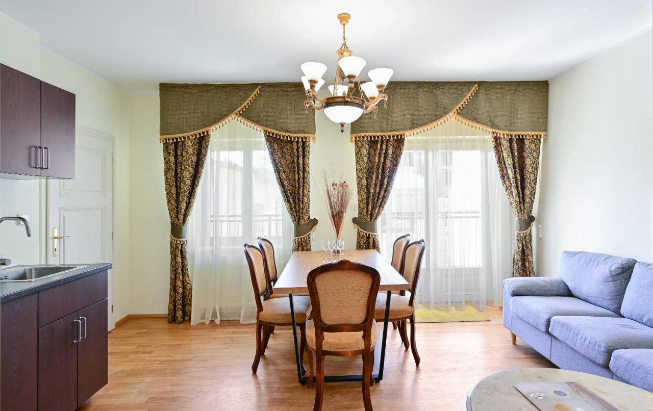 Residence Romanza Маріанські Лазні Екстер'єр фото