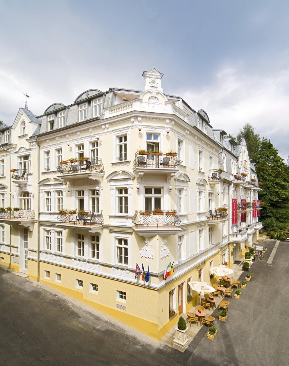 Residence Romanza Маріанські Лазні Екстер'єр фото